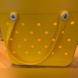 Medium Bogg look alike bag